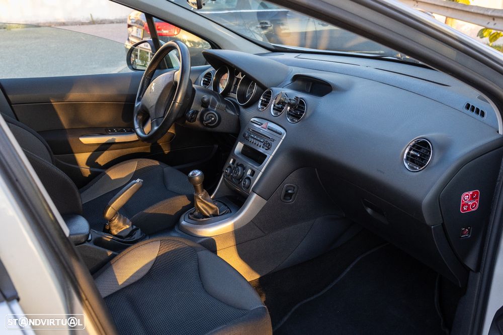 Peugeot 308 - 6