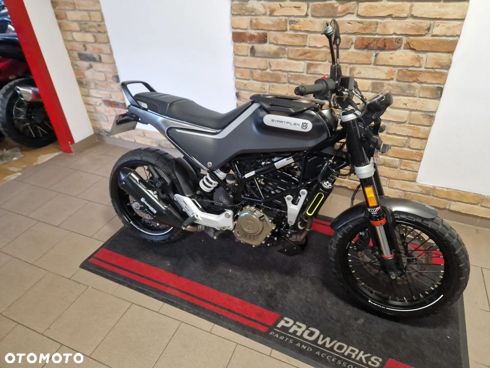 Husqvarna Svartpilen - 2