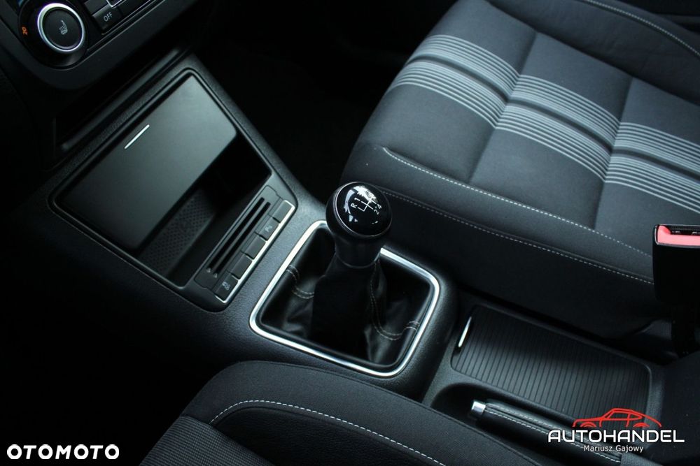 Volkswagen Golf Plus - 18