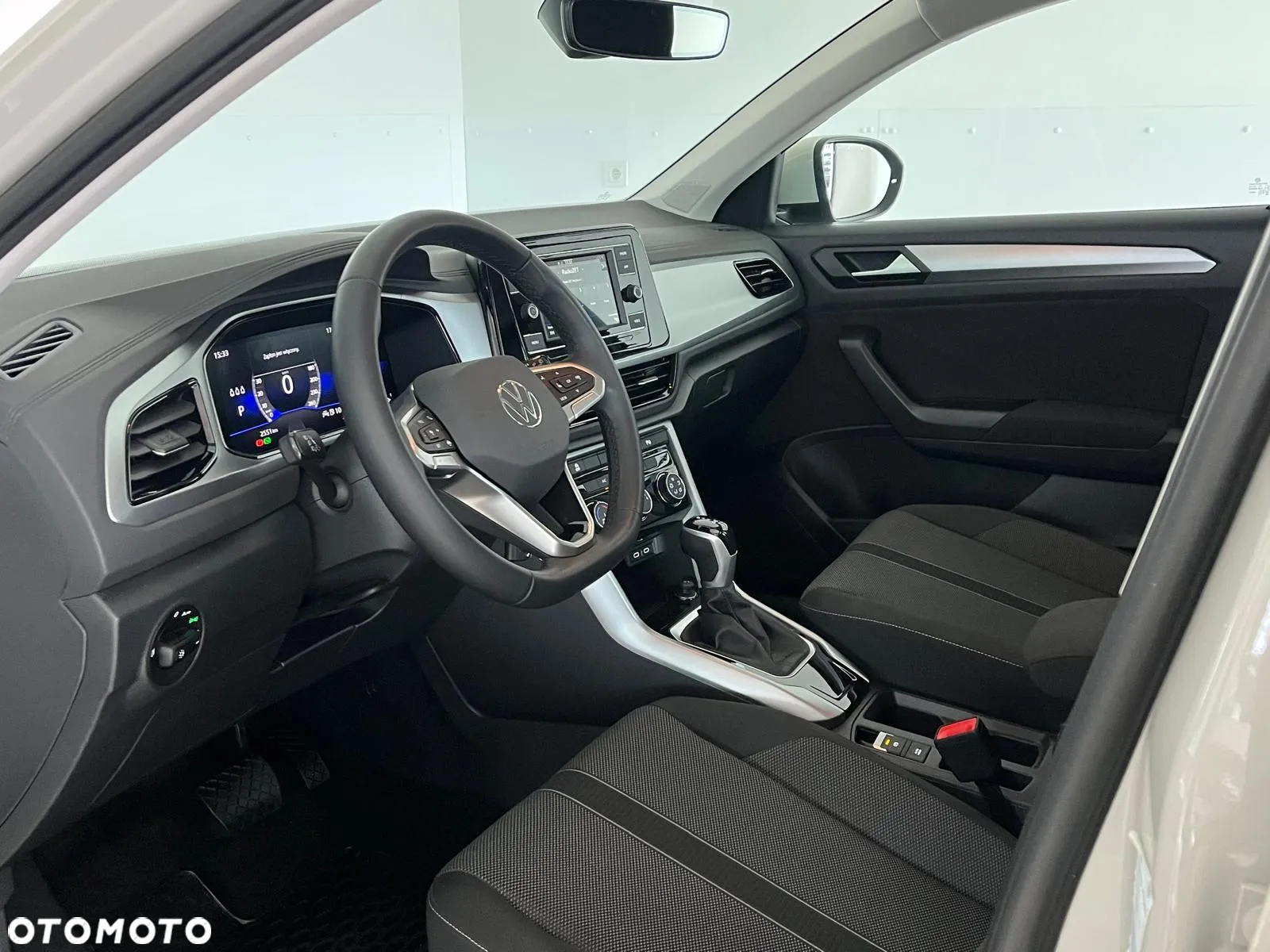Volkswagen T-Roc 1.5 TSI Life DSG - 15