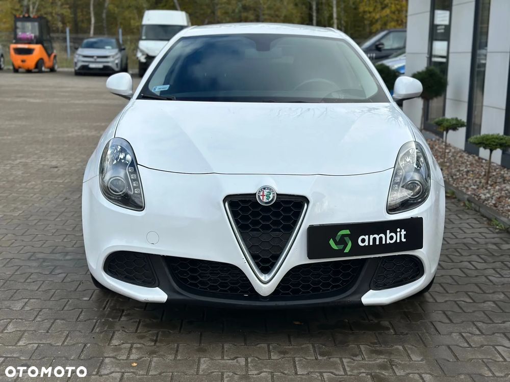 Alfa Romeo Giulietta - 2