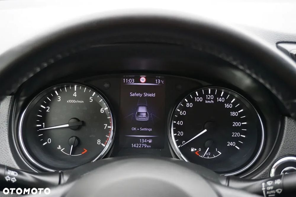 Nissan X-Trail 1.6 DIG-T Tekna 2WD 7os - 30