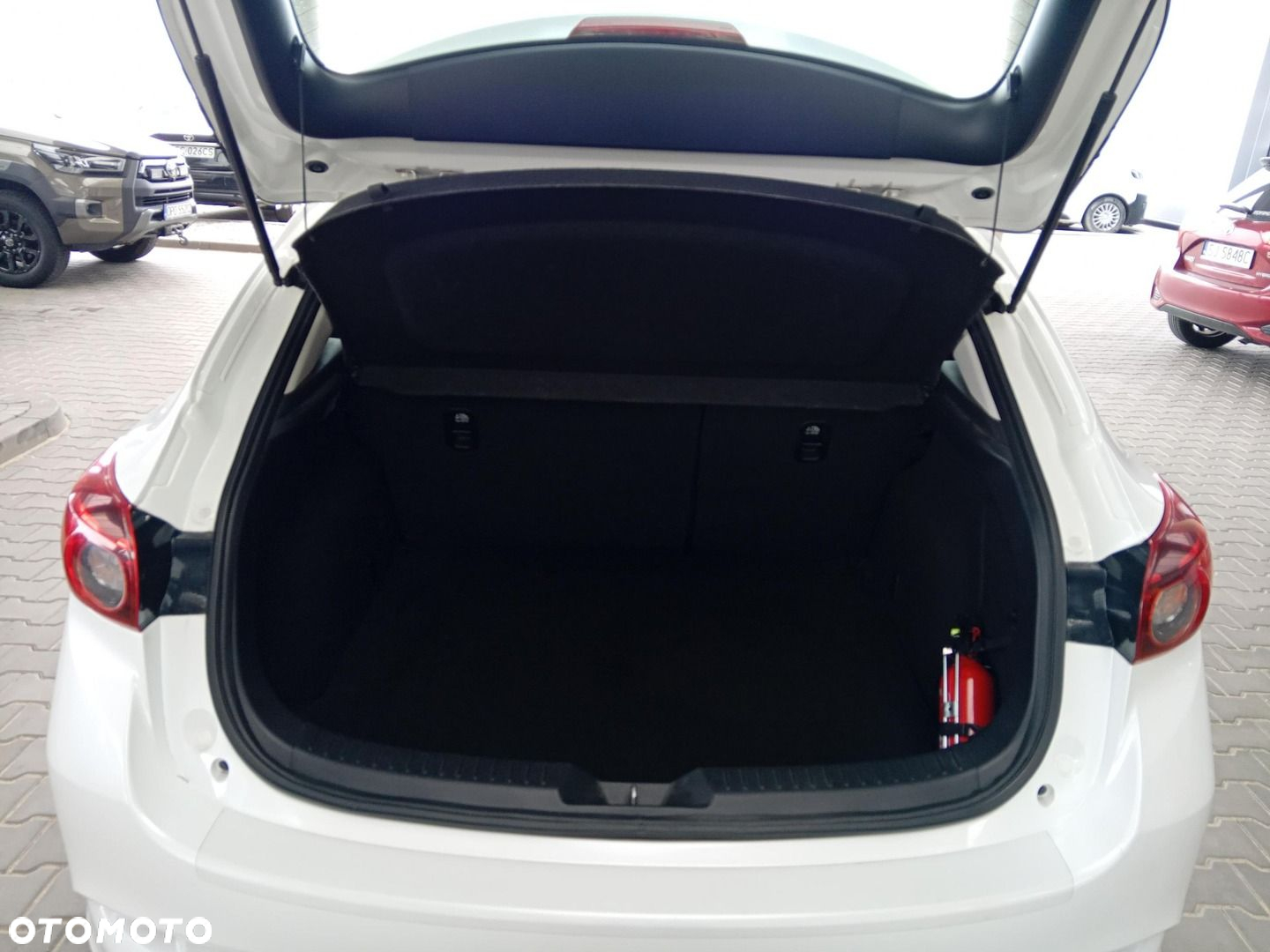 Mazda 3 - 13