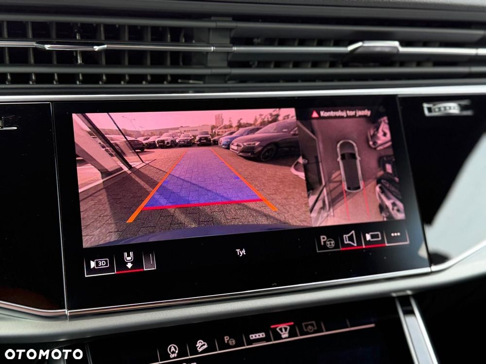 Audi Q8 - 21