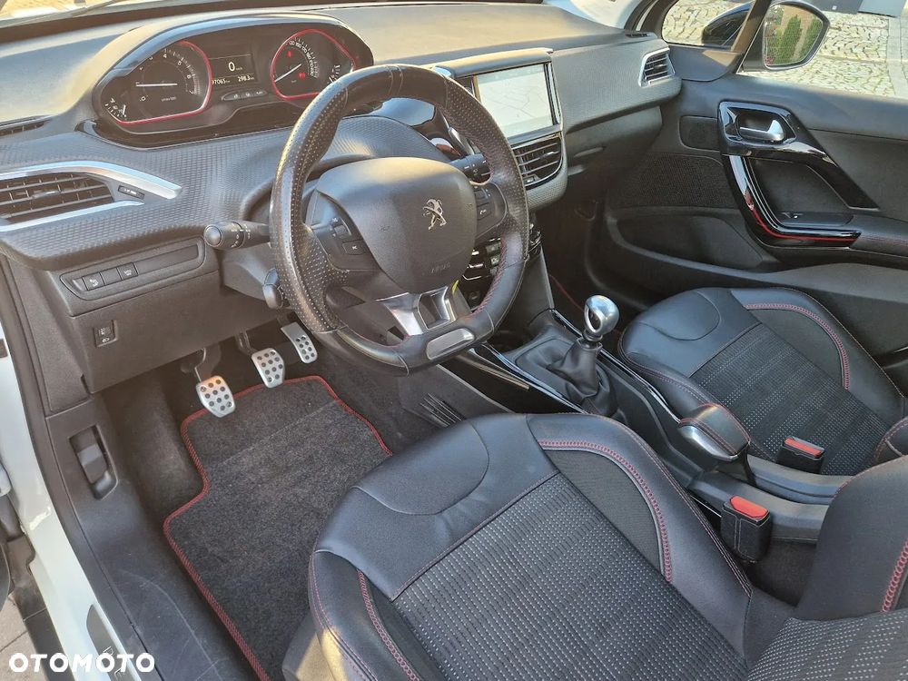 Peugeot 2008 PureTech 130 Stop&Start GT-Line Edition - 7