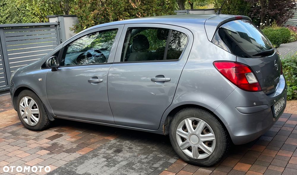 Opel Corsa - 2
