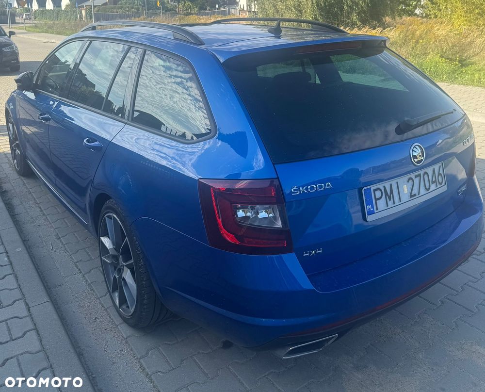 Skoda Octavia 2.0 TDI 4x4 DSG RS - 8