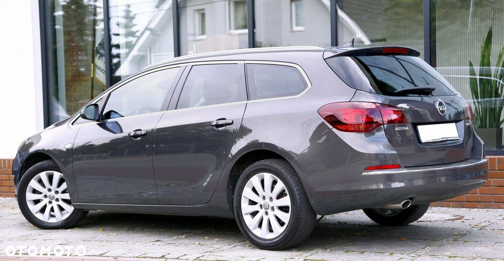 Opel Astra 2.0 CDTI Automatik Exklusiv - 6