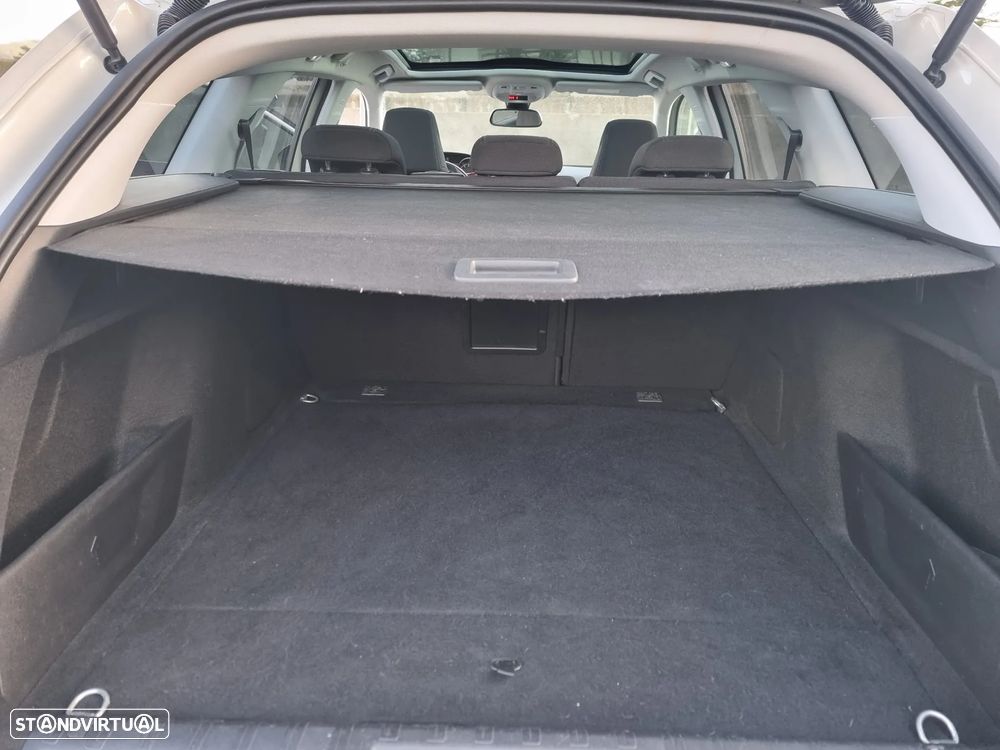 Peugeot 308 SW BlueHDi 130 Stop & Start Allure Pack - 25