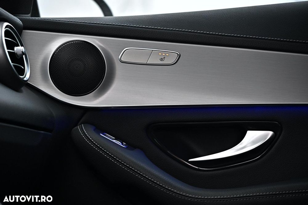 Mercedes-Benz GLC 300 e 4MATIC - 12