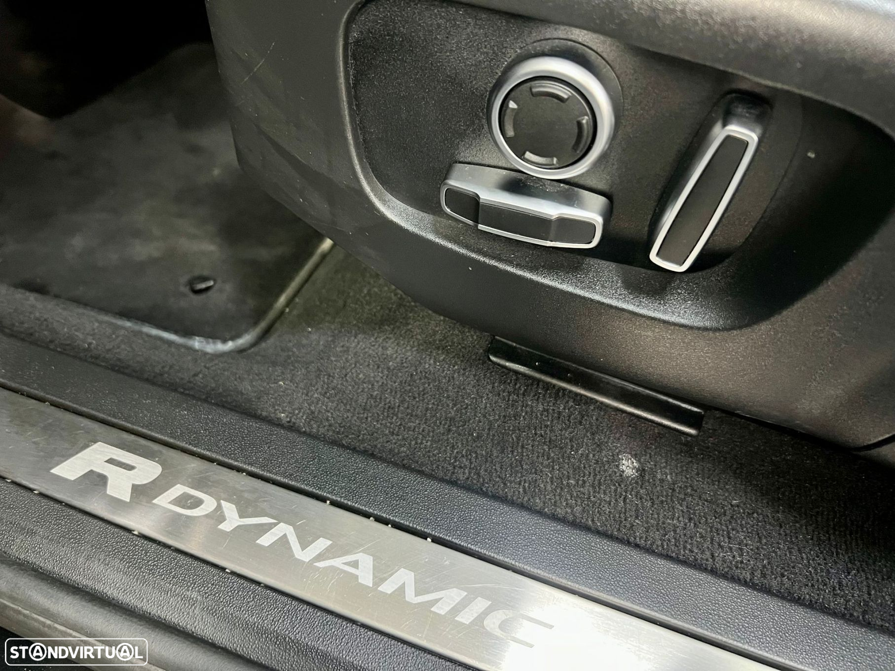 Land Rover Range Rover Evoque 1.5 P300e AWD R-Dynamic Auto - 20