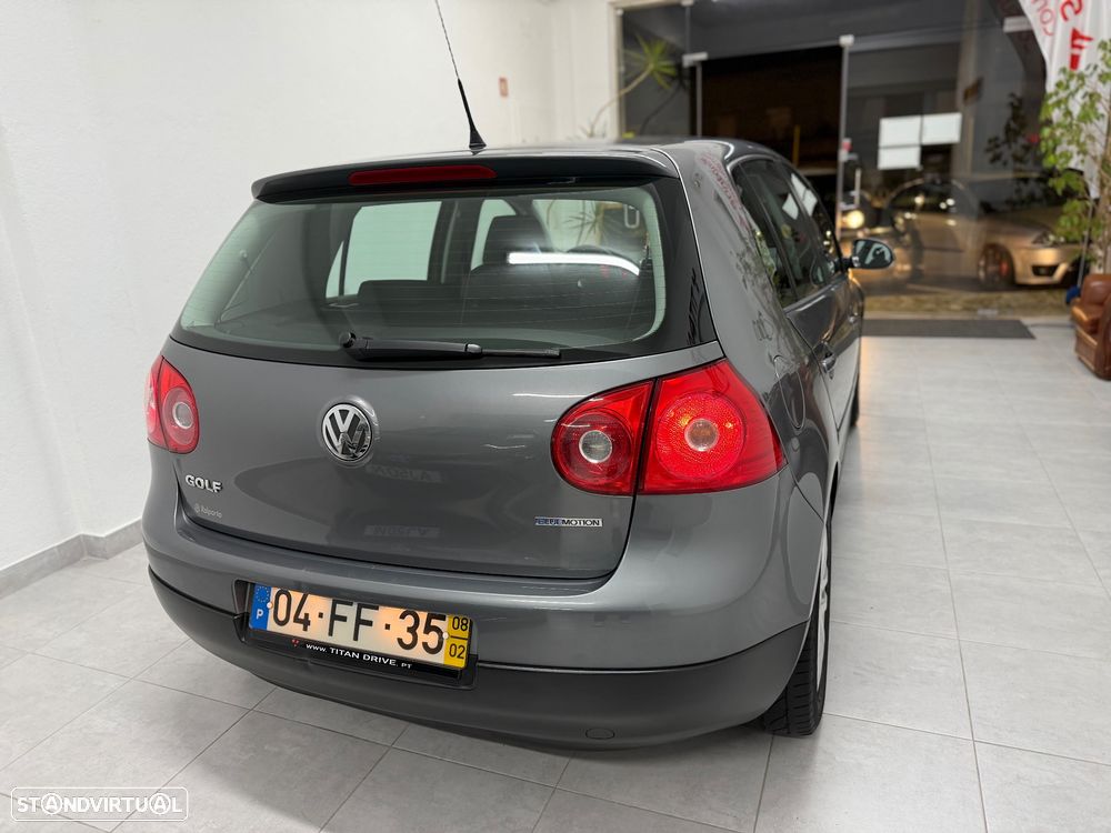 VW Golf 1.9 TDi BlueM. Trend. AC - 25