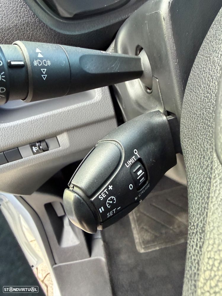 Citroën Jumpy 2.0 Blue HDI - 8