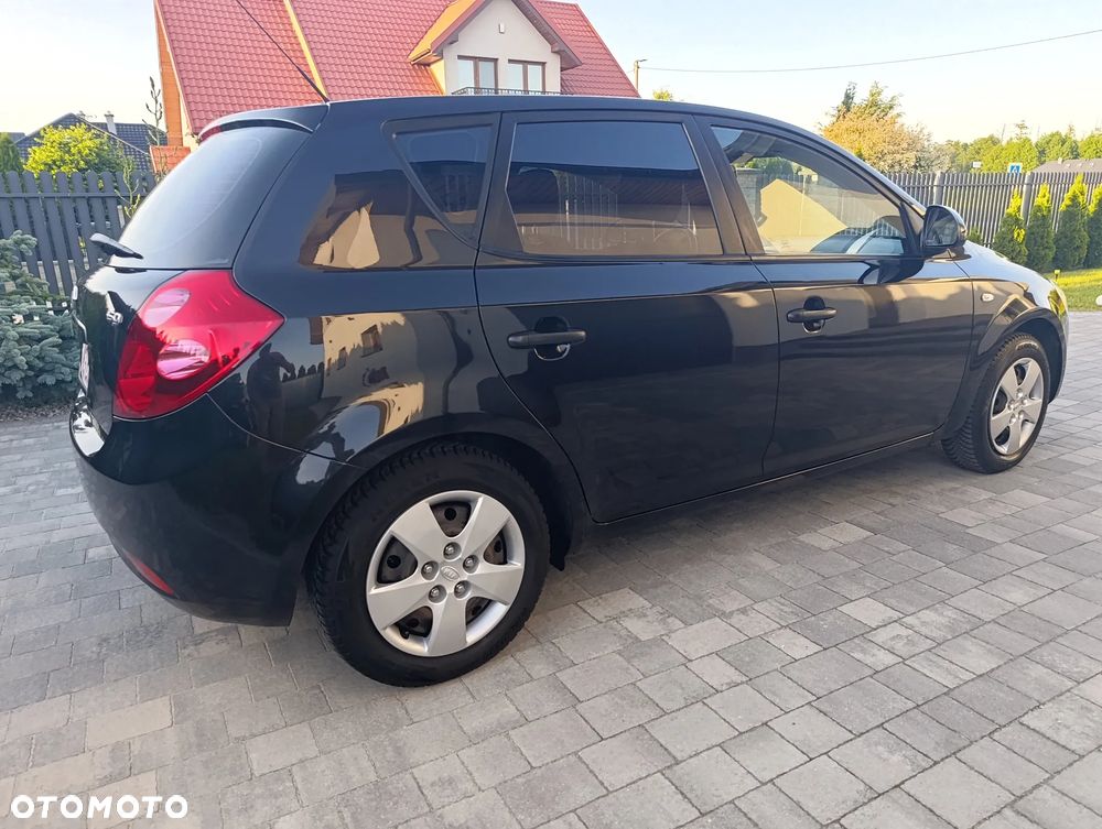 Kia Ceed 1.4 CVVT LX Basis - 3