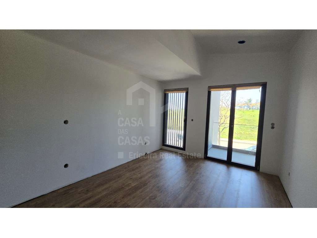 Vende Moradia T4 - Ericeira 2Km, A Casa das Casas - Grande imagem: 4/13