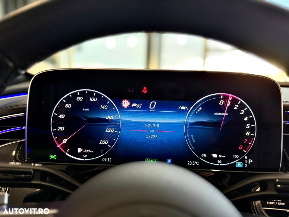 Mercedes-Benz E 300e 4Matic 9G-TRONIC Edition AVANTGARDE - 30