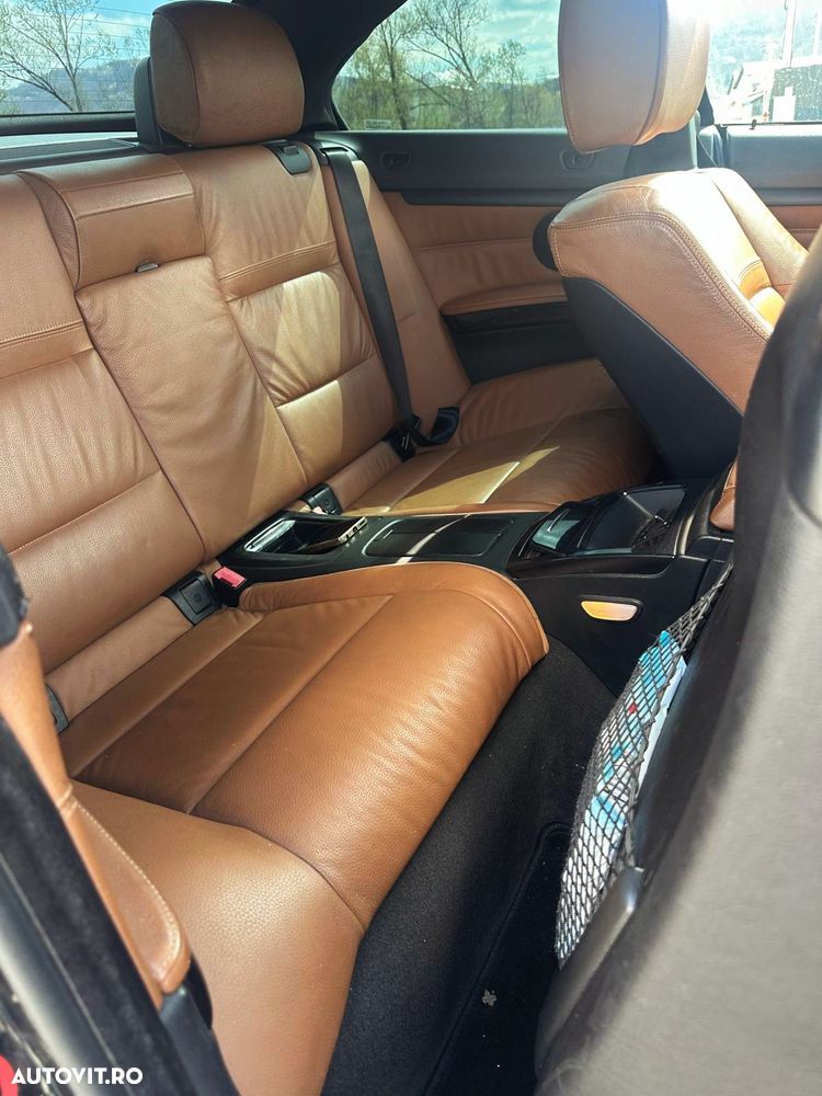 BMW Seria 3 320d - 12