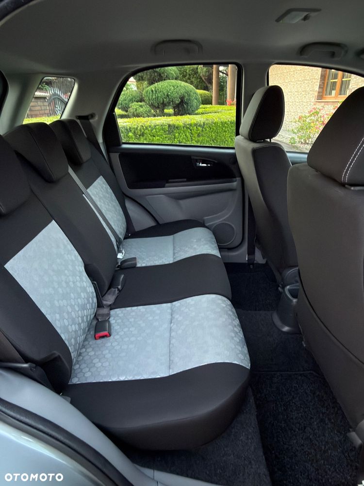 Suzuki SX4 1.6 VVT 4x2 Style - 19
