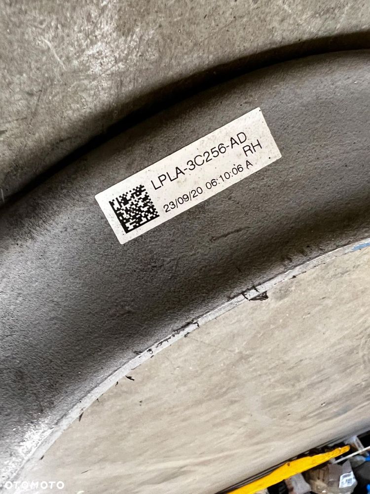 ZWROTNICA PIASTA CZUJNIK ABS PRZÓD PRAWY LAND ROVER DEFENDER II L663 - 9