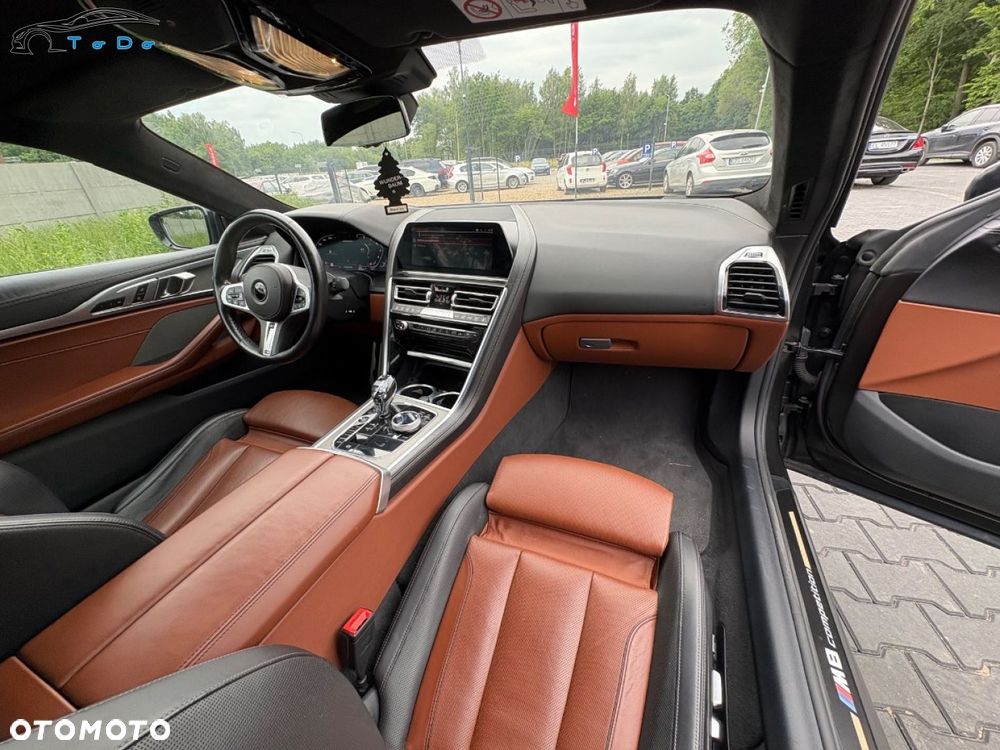 BMW Seria 8 - 30