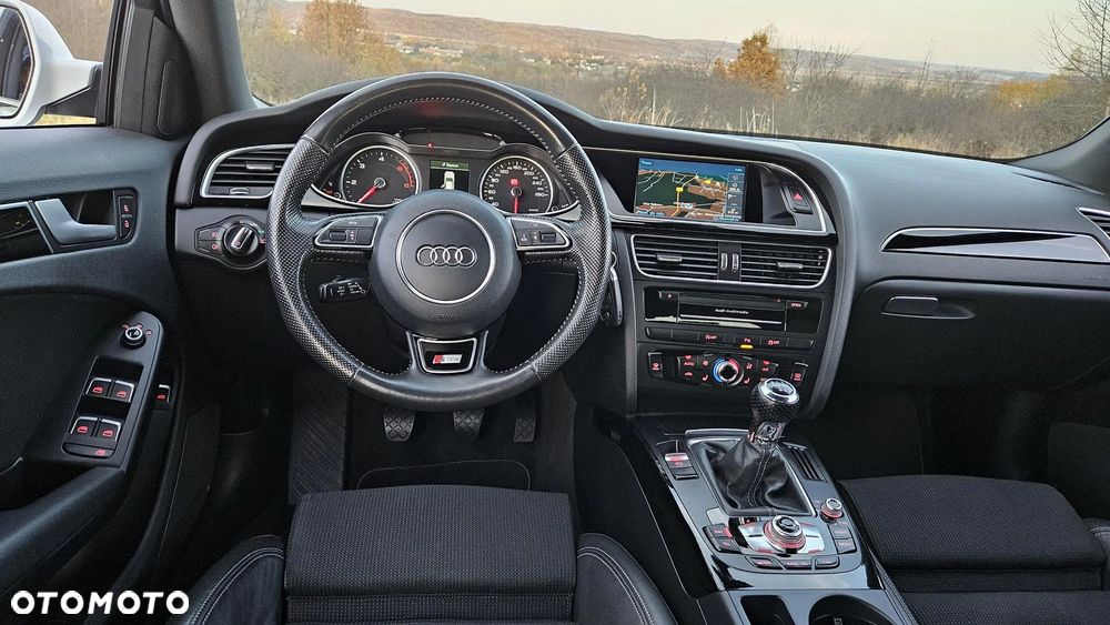 Audi A4 Avant 2.0 TDI DPF clean diesel S line Sportpaket - 21