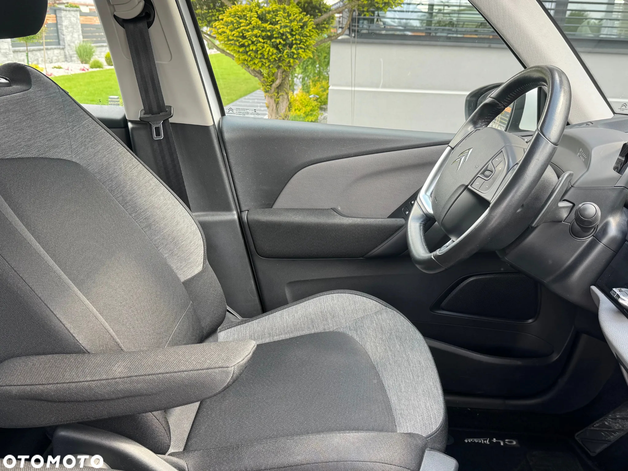 Citroën C4 Picasso 1.6 BlueHDi MoreLife S&S EAT6 - 17