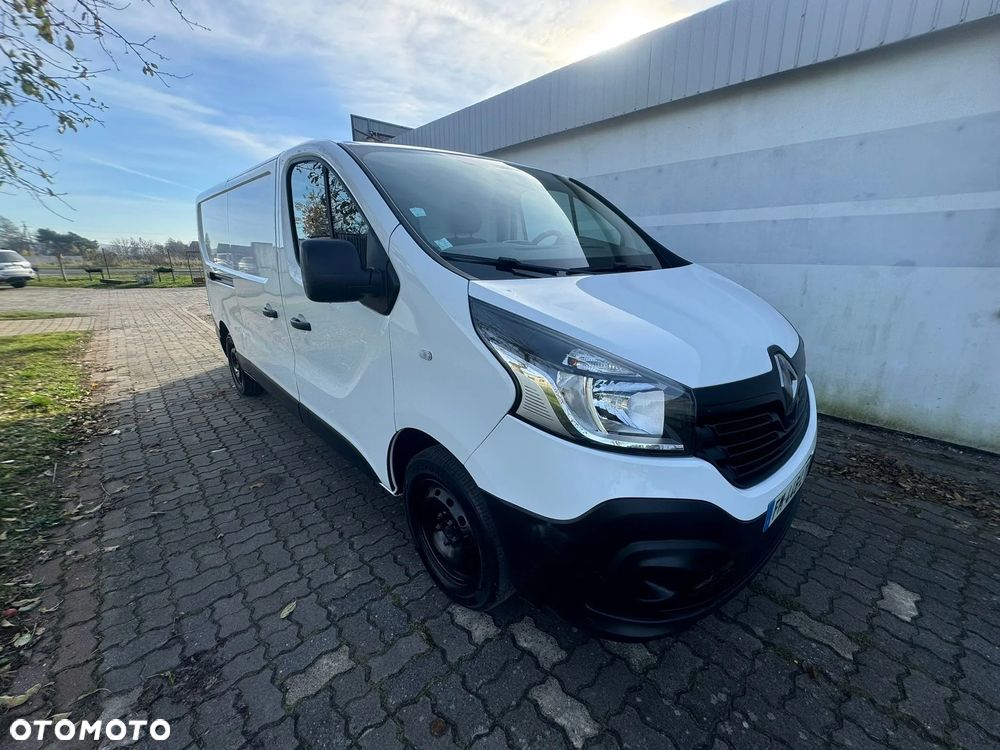 Renault Trafic - 2