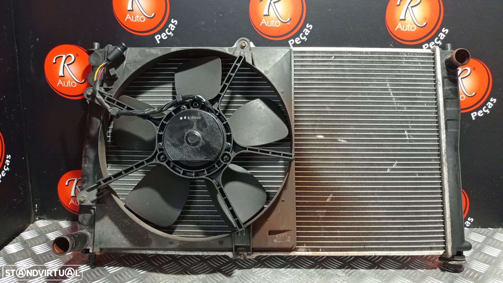 Radiador Com Termoventilador Kia Carnival Ii (Gq) - 1