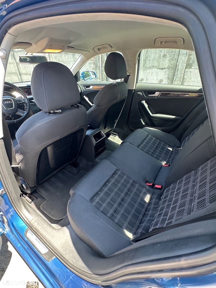 Audi A4 Limuzina 2.0 TDI B8 - 3