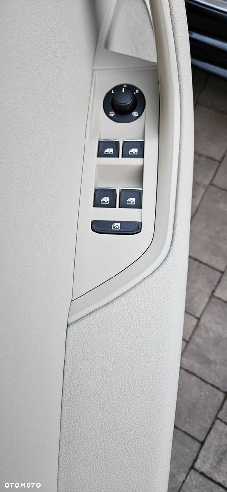 Skoda Superb 2.0 TDI Style DSG - 13