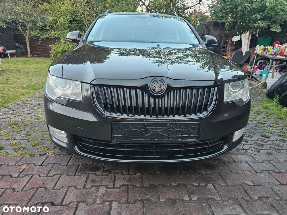 Skoda Superb 2.0 TDI Exclusive - 1