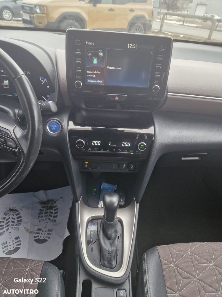 Toyota Yaris Cross 1.5 VVT-i HSD 4x2 Exclusive Elegant - 14