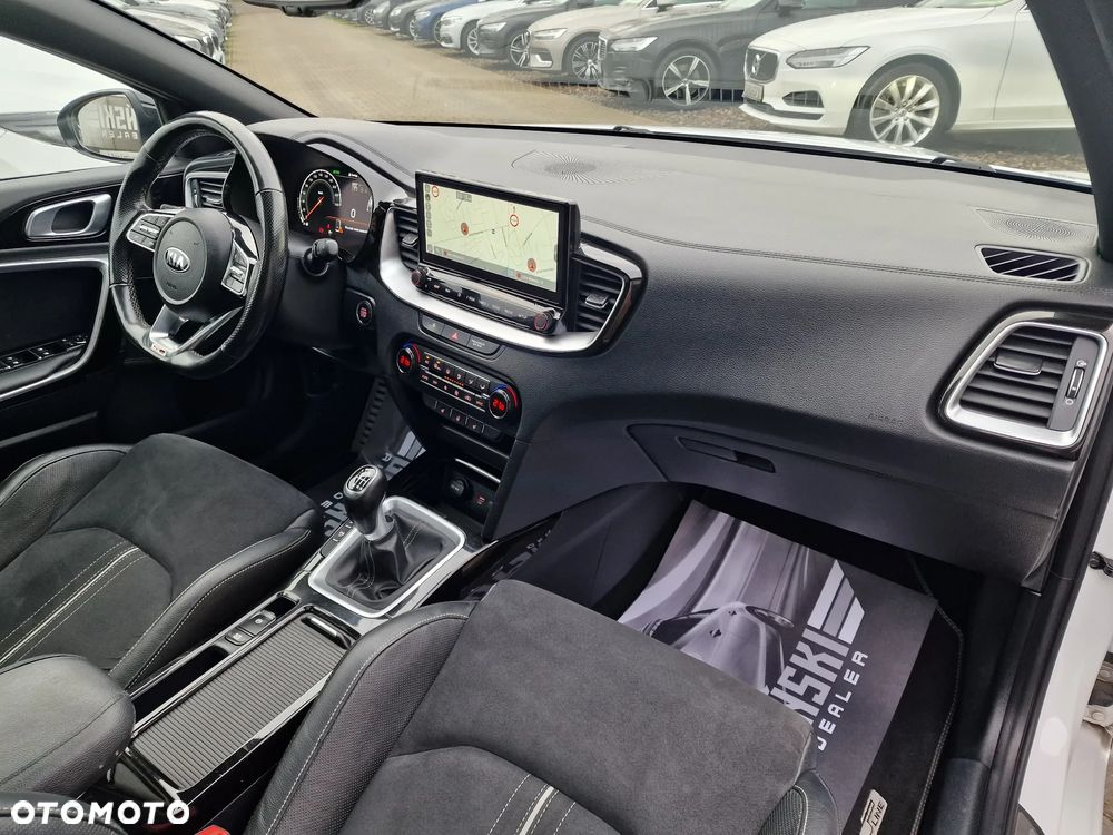 Kia Ceed 1.4 T-GDI OPF GT Line - 25