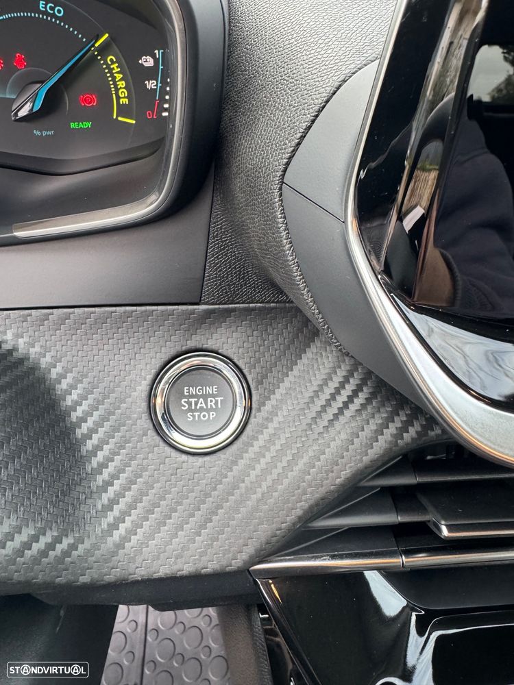 Peugeot e-208 Style - 16