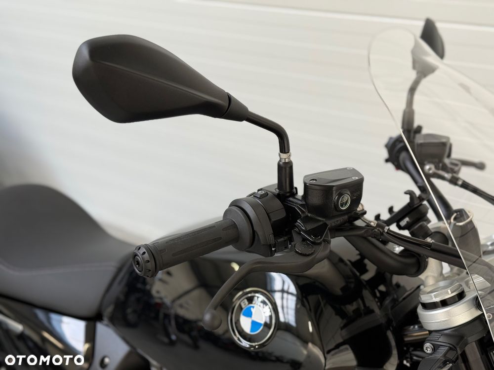 BMW R - 12