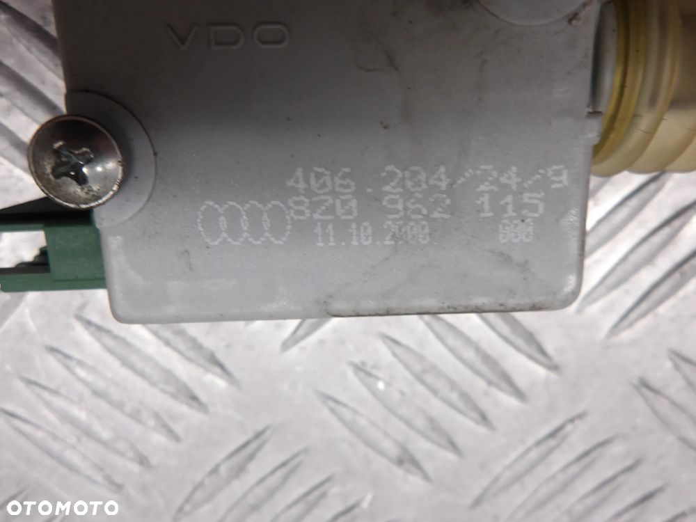 AUDI A2 1.4 TDI 99-05r. SIŁOWNIK ZAMKA KLAPY BAGAZNIKA 8Z0962115 - 5