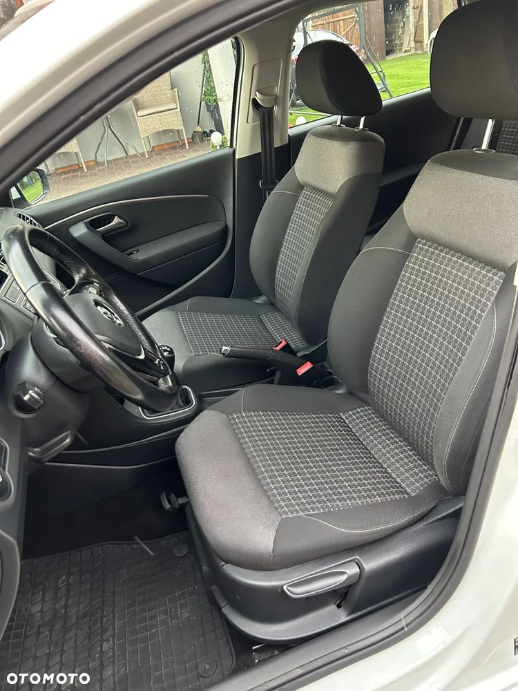 Volkswagen Polo 1.2 TSI BMT Comfortline - 9