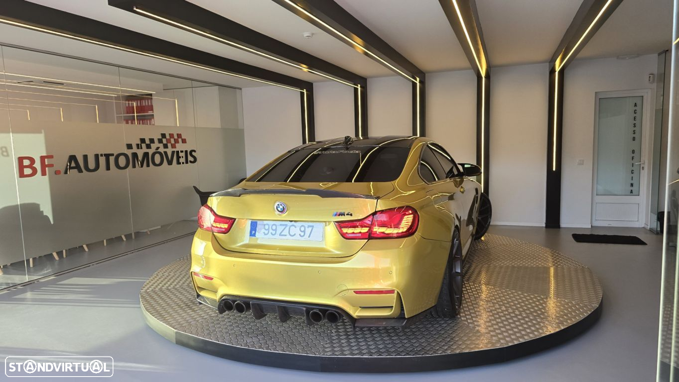 BMW M4 Auto - 13