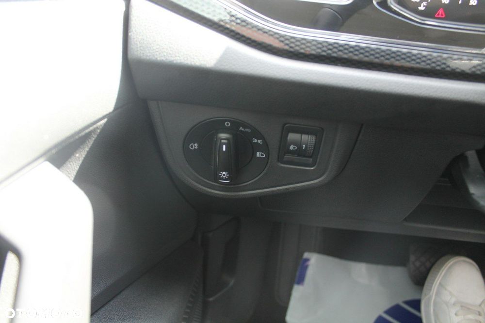 Volkswagen Polo - 23