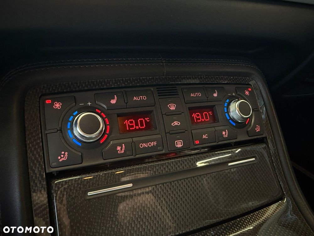 Audi S8 - 29