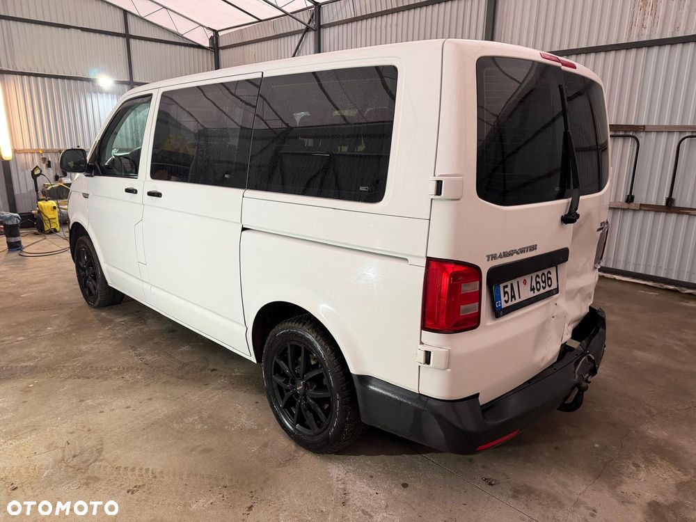 Volkswagen Transporter - 5