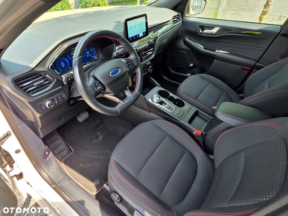 Ford Kuga 2.5 Duratec FHEV ST-LINE - 4