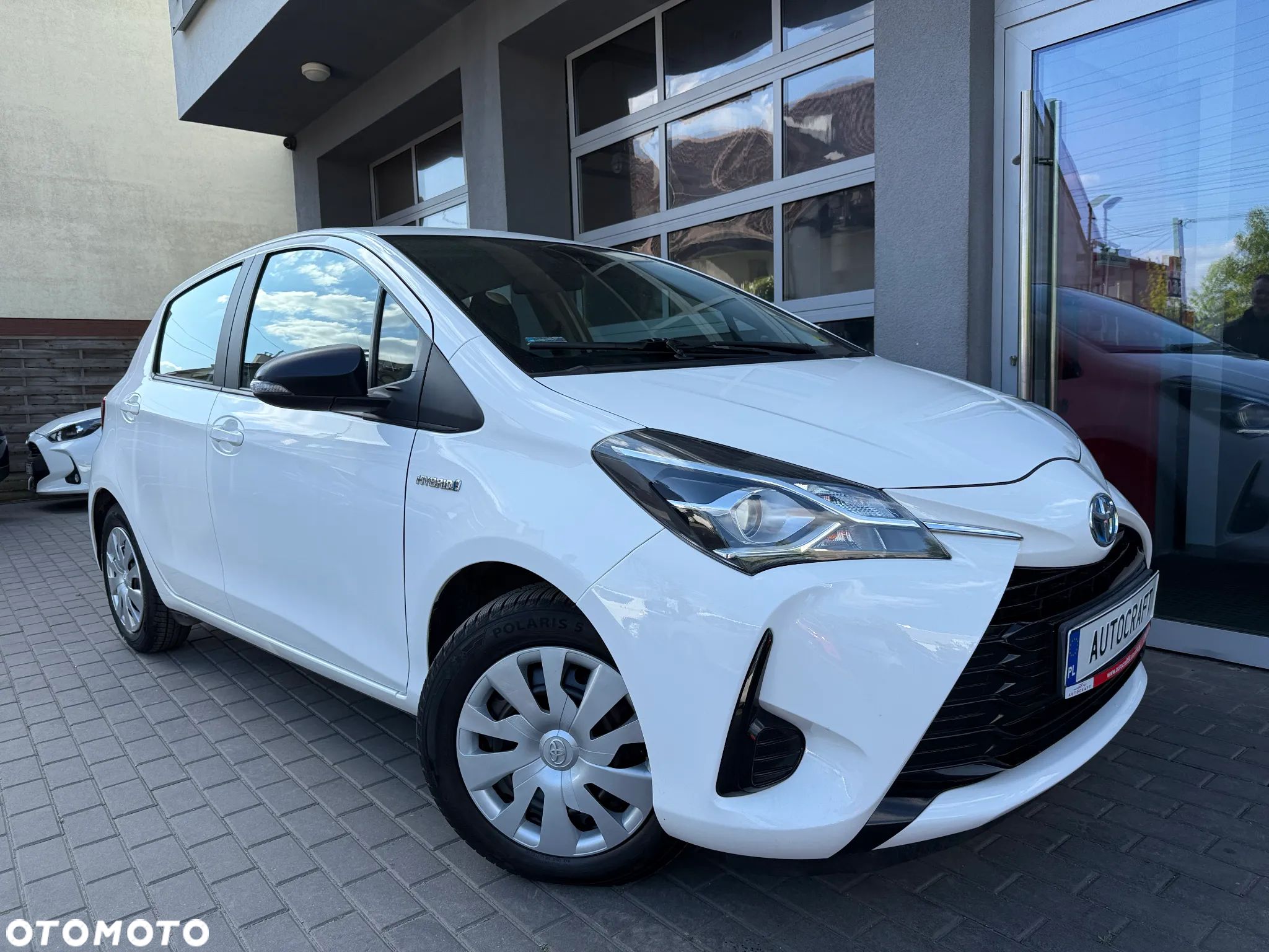 Toyota Yaris - 1