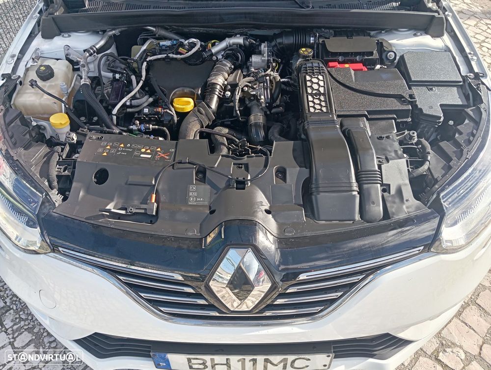 Renault Mégane Sport Tourer BLUE dCi 115 EDC BOSE EDITION - 20