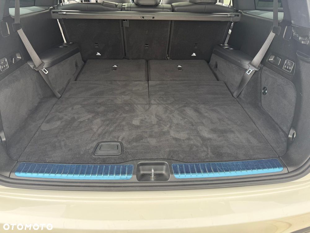 Mercedes-Benz GLS - 19