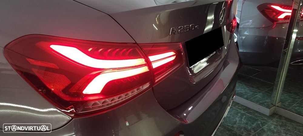 Mercedes-Benz A 250 Limousine e 8G-DCT Progressive Advanced - 10