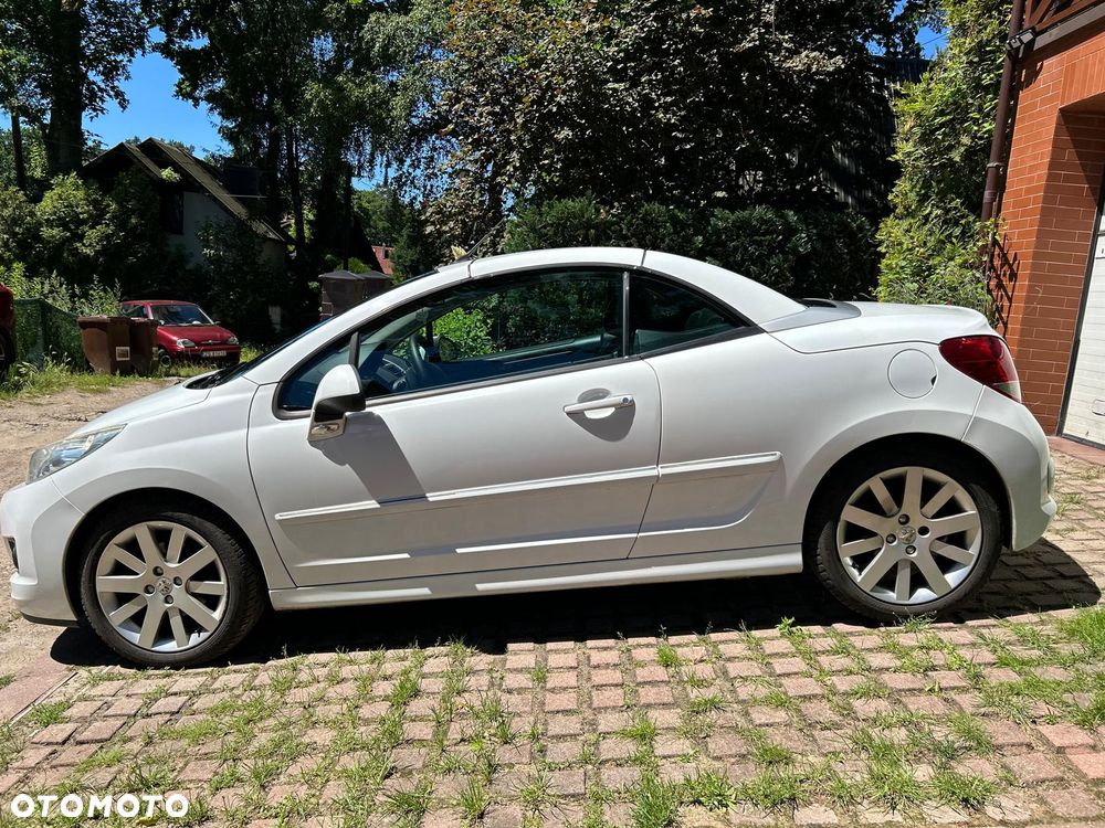 Peugeot 207 - 16