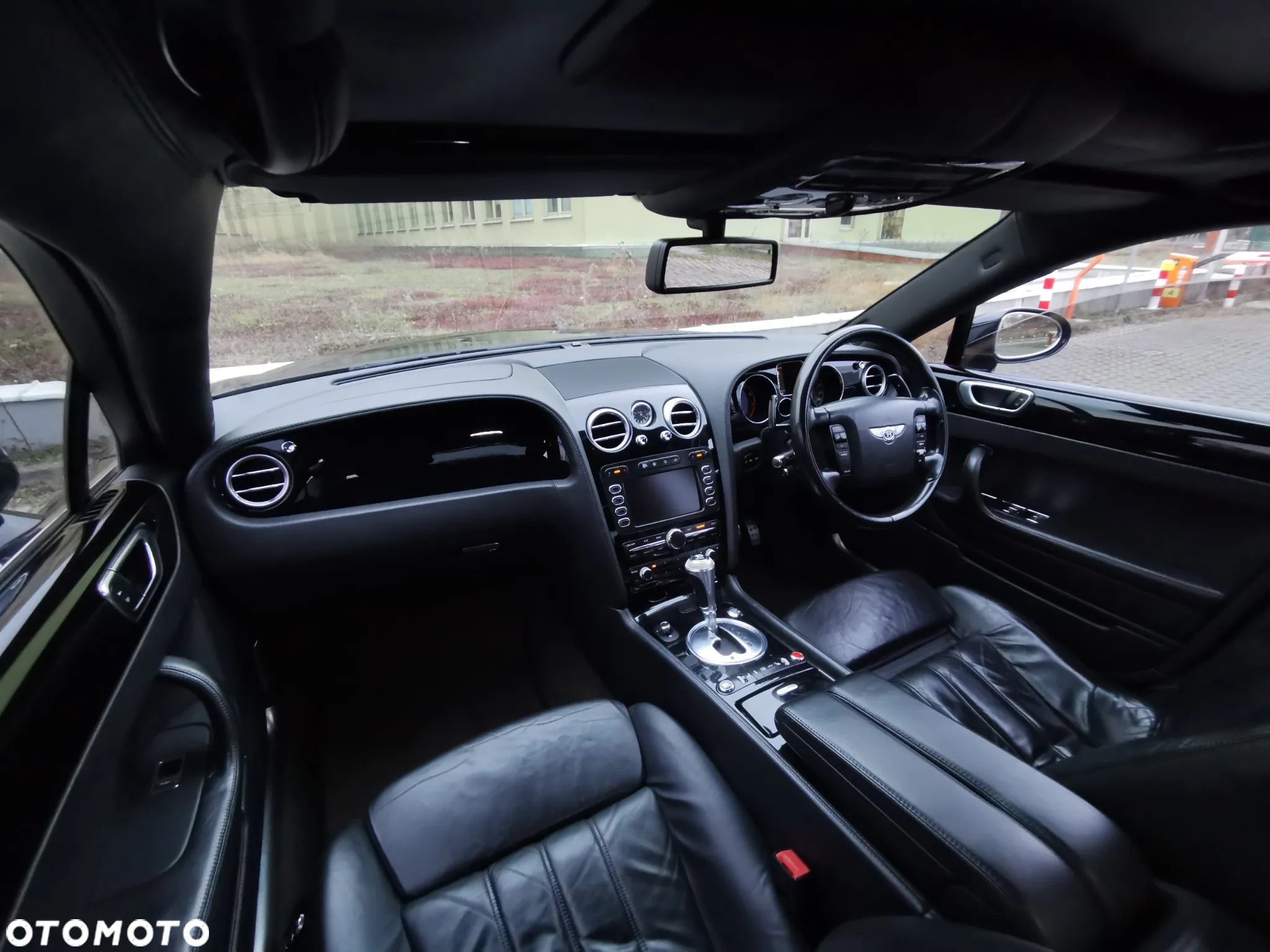 Bentley Flying Spur Continental - 8