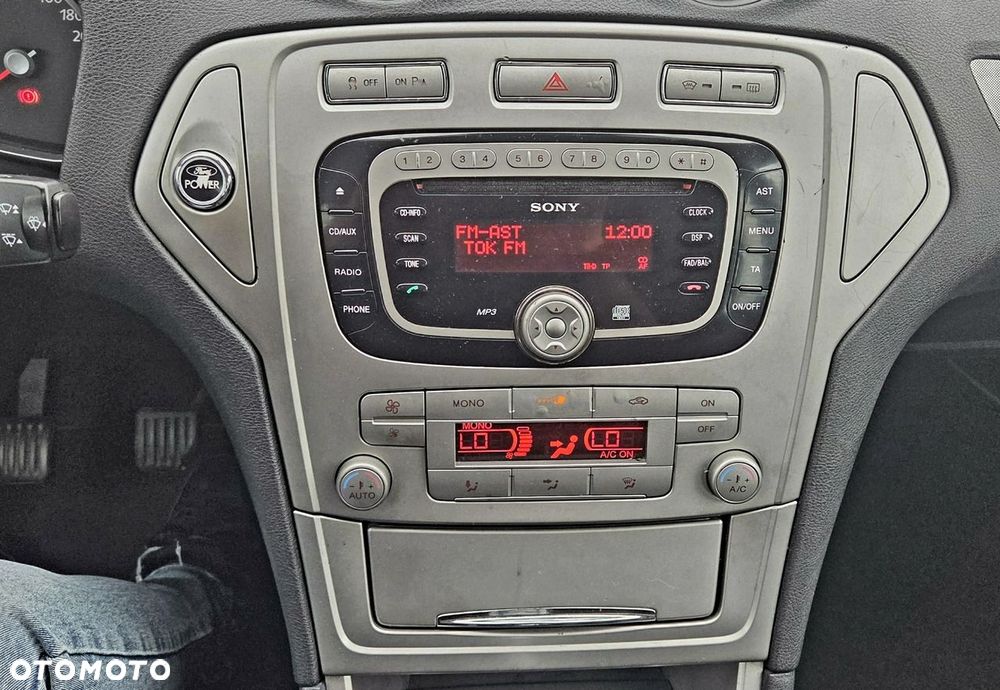 Ford Mondeo - 18