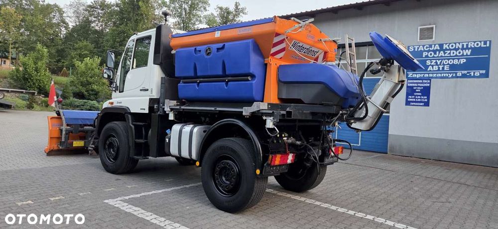 Unimog U 400 - 6